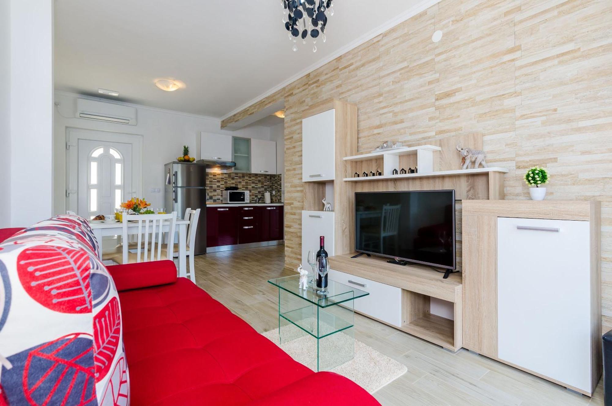 Mata Family Apartments Molunat Room photo